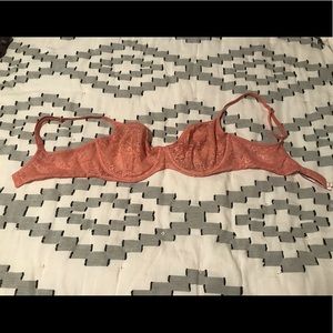 Victoria’s Secret 36D Lace Bra